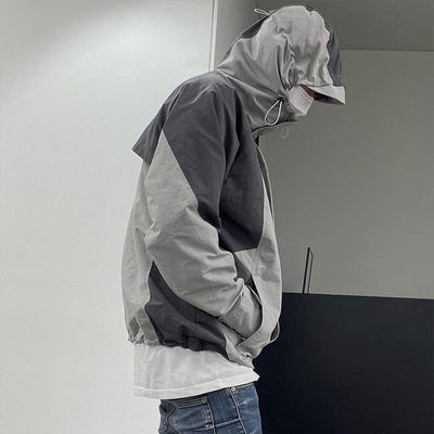 Patchwork Windbreaker Coat for Men's Mountaineering and Skiing Enthusiasts